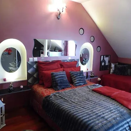 Casa de hóspedes Avec Piscine/jacuzzi